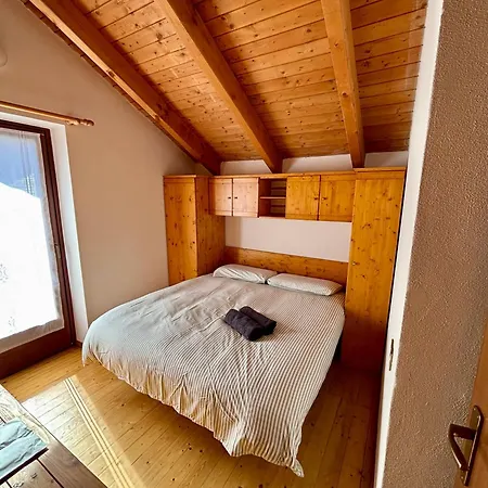 펜션 Chalet Caldo & Accogliente A Cheggio 