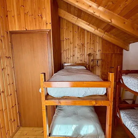 Chalet Caldo & Accogliente A Cheggio 